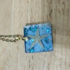 Starfish necklace